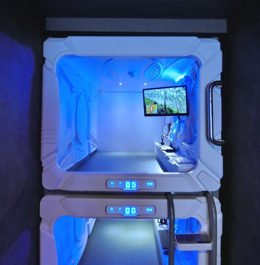 Capsule Hotel Manyudo Quioto Exterior foto
